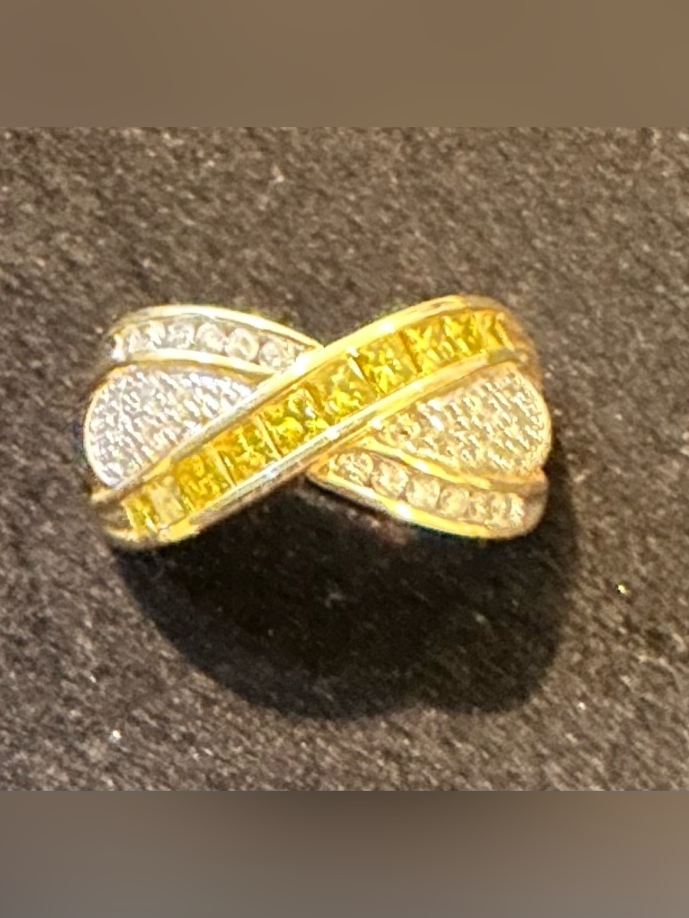 Signed Vintage 14K Two-Tone Gold Crossover Ribbon Band Ring Herff Jones Stamp